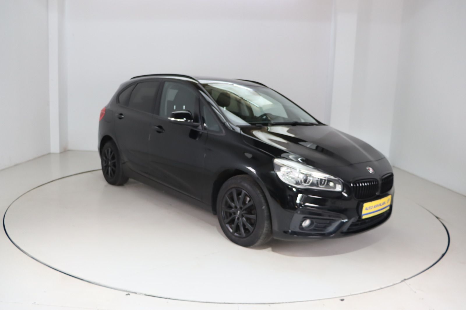 Fahrzeugabbildung BMW 218 i Active Tourer LED * HUD * RFK * Pano *