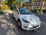 Tesla Model Y Hinterradantrieb RWD RWD - Tesla Model Y Gebrauchtwagen in Berlin