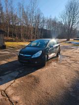 Opel Corsa D 1.4 L mit Klima - Opel Corsa mit Benzin-Antrieb: Kombi