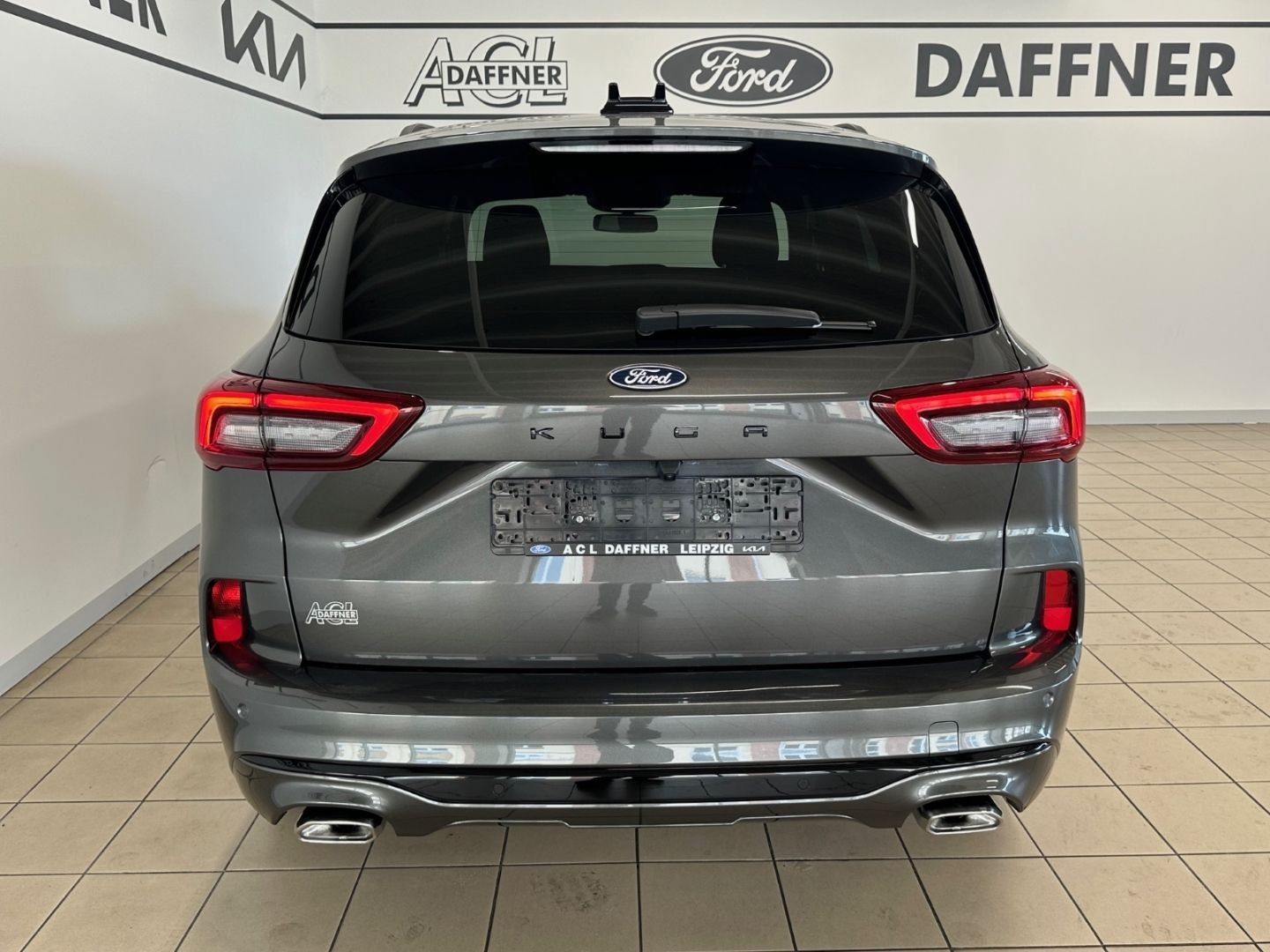 Fahrzeugabbildung Ford Kuga ST-Line 1.5 LED Kamera Induktives laden