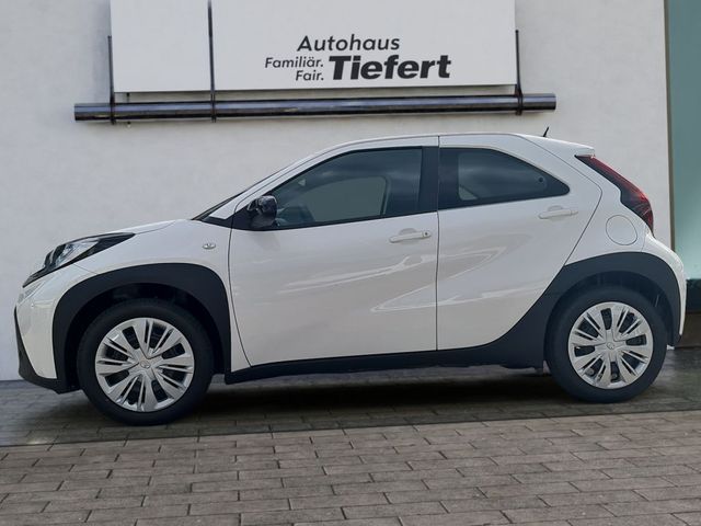 Aygo X Play