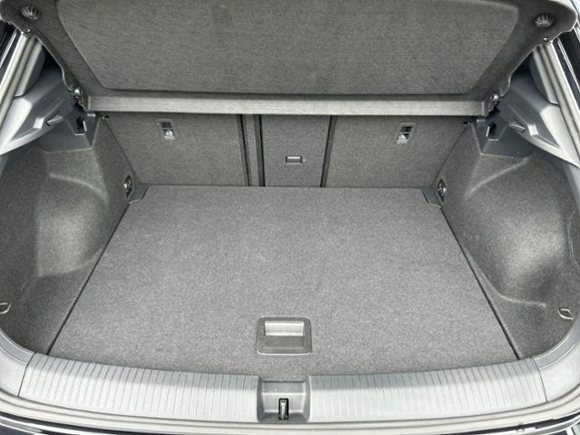 Fahrzeugabbildung Volkswagen T-Roc 2.0 TDI GOAL IQ.DRIVE AHK KAMERA NAVI LED