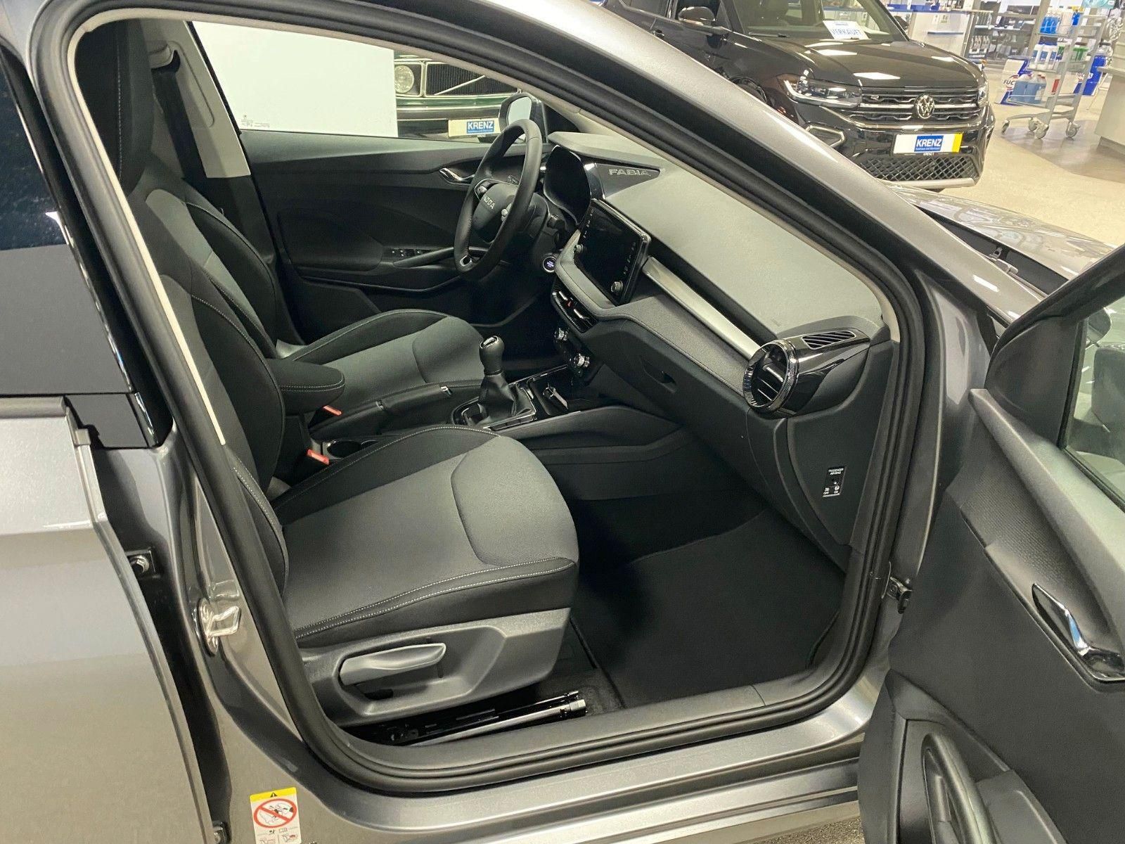 Fahrzeugabbildung SKODA Fabia 1.0l TSI Selection+KAMERA+KLIMATRONIC+ALU+