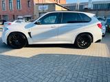 BMW X5 M50d 360 PANO NAVI 22ZOLL LHZ VOLL TURBOS NEU - BMW Turbo mit Diesel-Antrieb