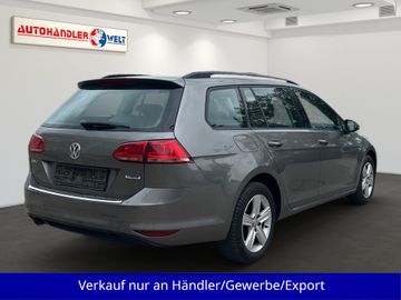 Volkswagen Golf - 5
