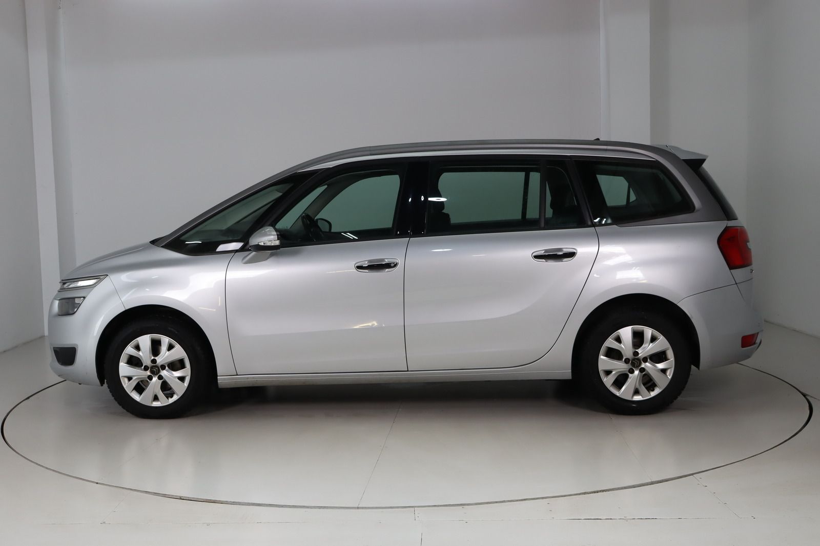 Fahrzeugabbildung Citroën Grand C4 Picasso 7-Sitzer * RFK * Navi * AHK