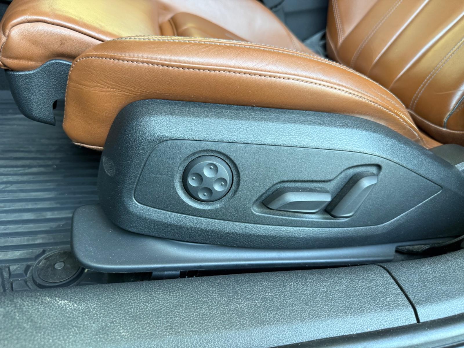 Audi A4 Lim. quattro design*Nur Händler oder Gewerbe!