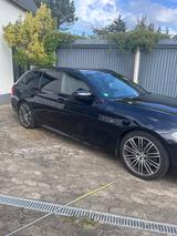 BMW 530d xDrive Touring A - M-Paket komplett - BMW 530 Gebrauchtwagen in Nürnberg
