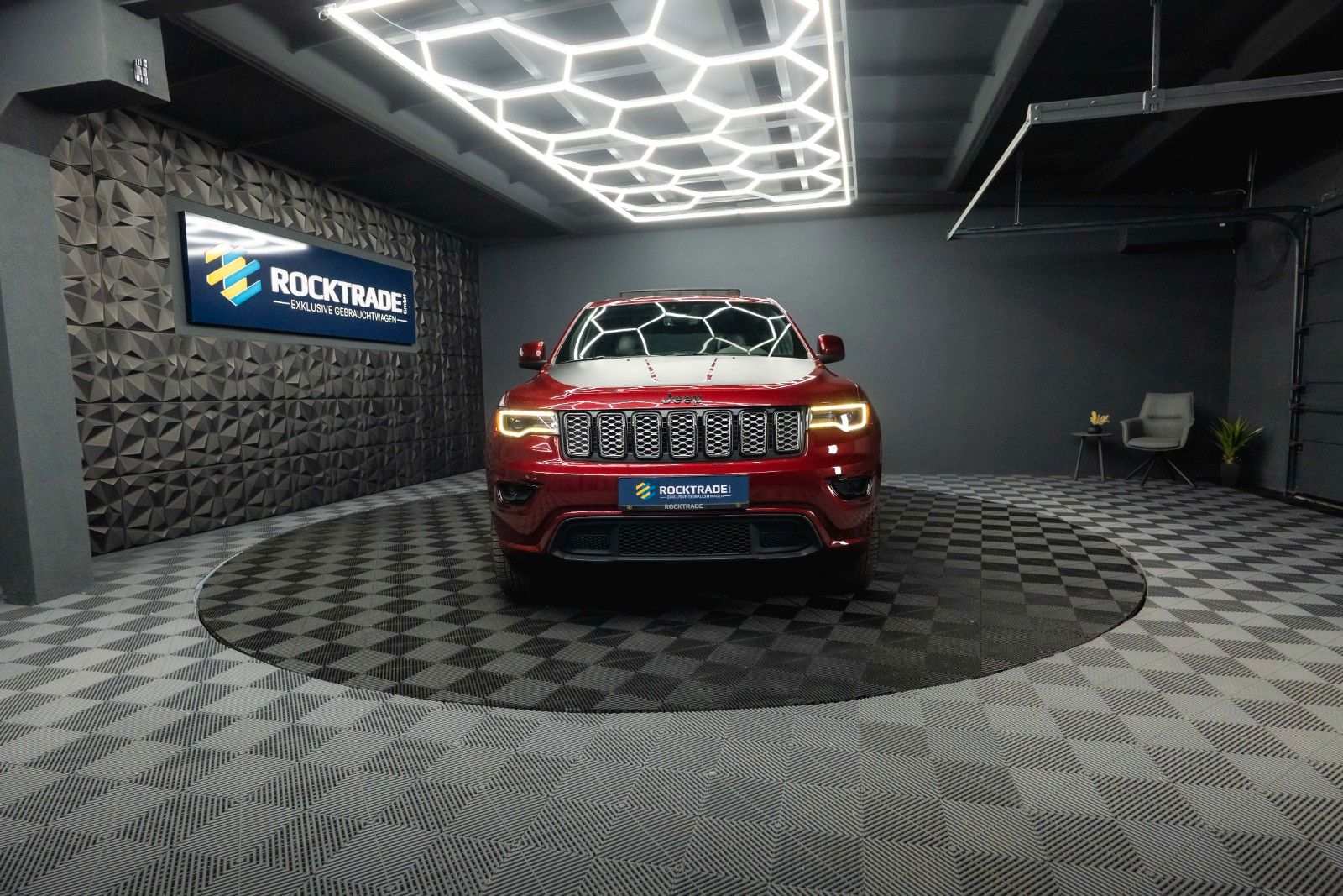 Fahrzeugabbildung Jeep Grand Cherokee 3.6 4x4 Altitude *Pano*CarPlay*