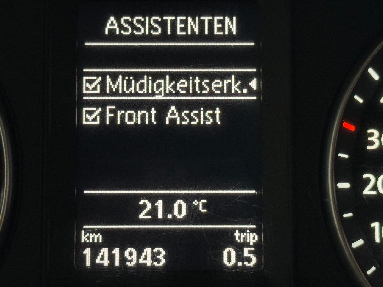 Fahrzeugabbildung Volkswagen CADDY MAXI 1.4 TGI HIGHLINE SPORTPAKET ACC VOLL