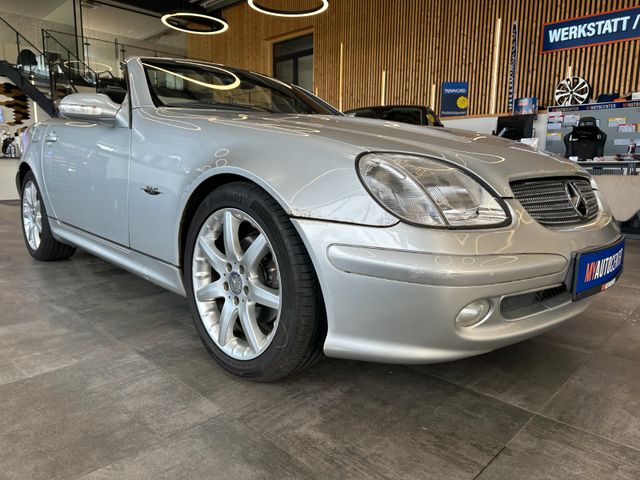 MYAUTOCENTER – Gebraucht- und Jahreswagen mit Werkstattservice in Pfaffenhofen Mercedes-Benz SLK 230 Kompressor ""1.HAND*KLIMA*LEDER*SZHZ*
