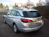 Opel Astra K ST 1.2 Edition+ PDC SHZ LHZ Navigation - mit Benzin-Antrieb: mit ABS, Kombi, mit Klimaanlage