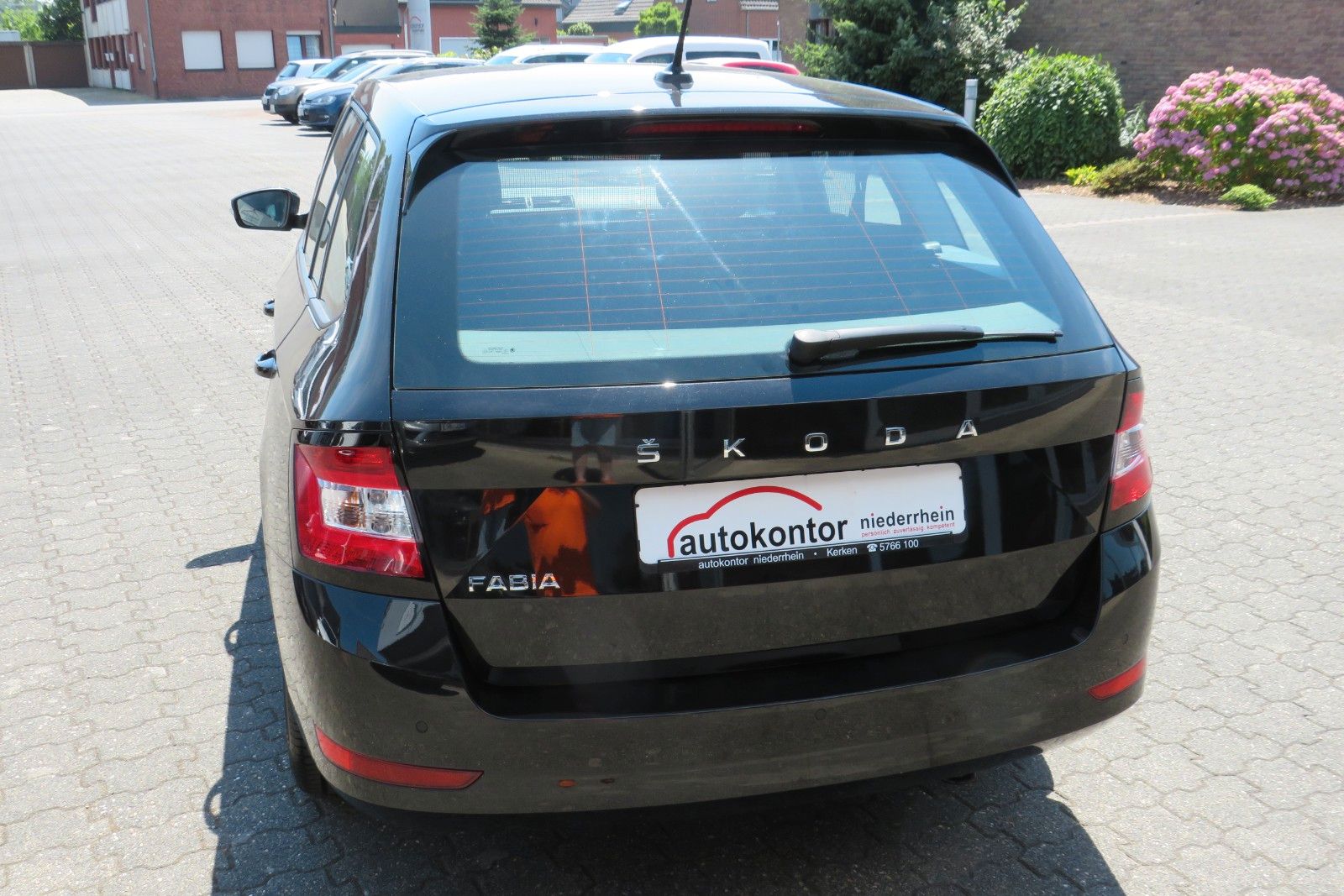 Fahrzeugabbildung SKODA Fabia Combi ALU16`PDC NEBEL APP-CONNECT 1.H