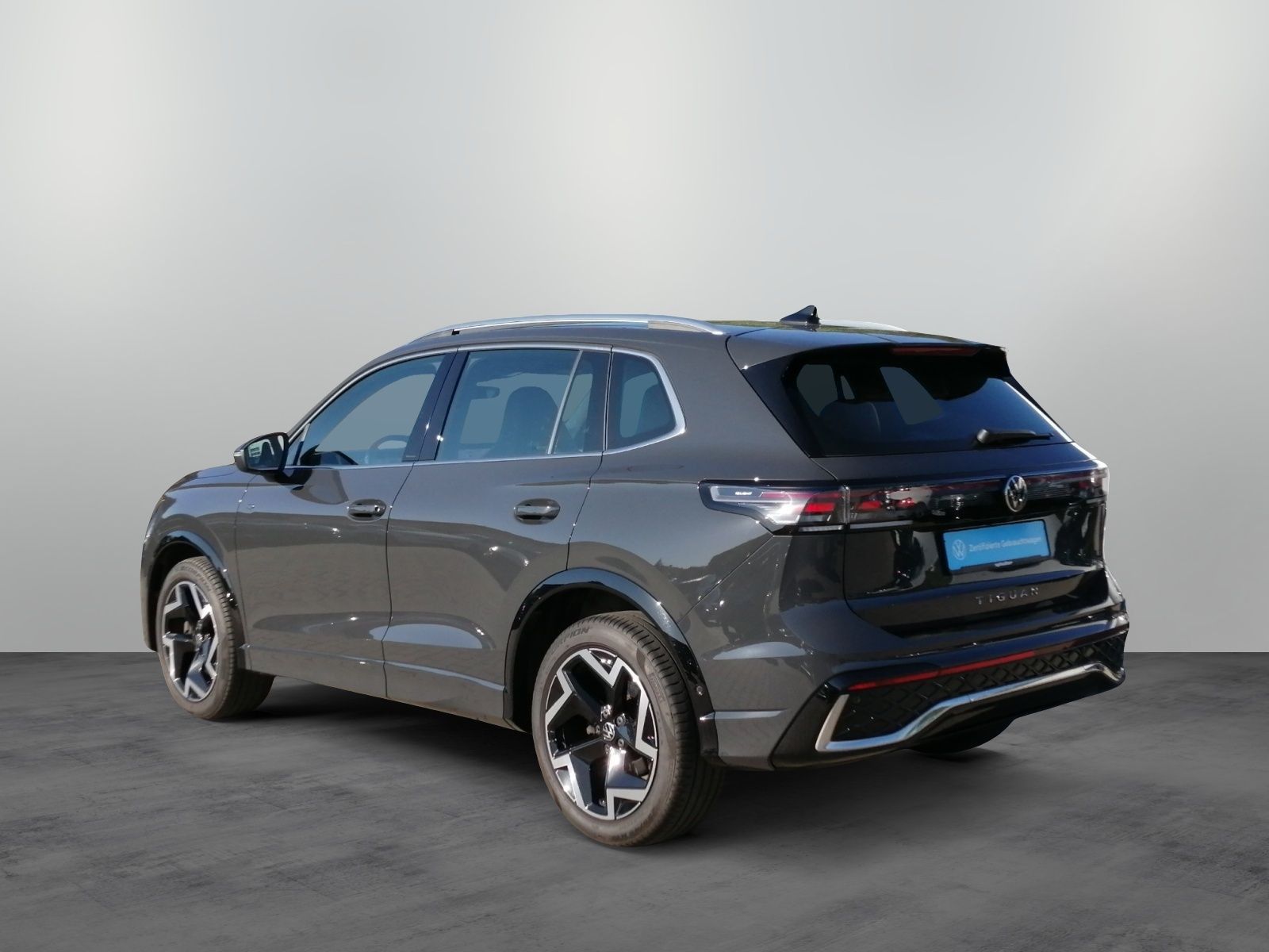 Volkswagen Tiguan R-Line 2.0 TDI DSG Navi CarPlay LED foto 3