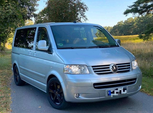 Volkswagen VW T5 Multivan