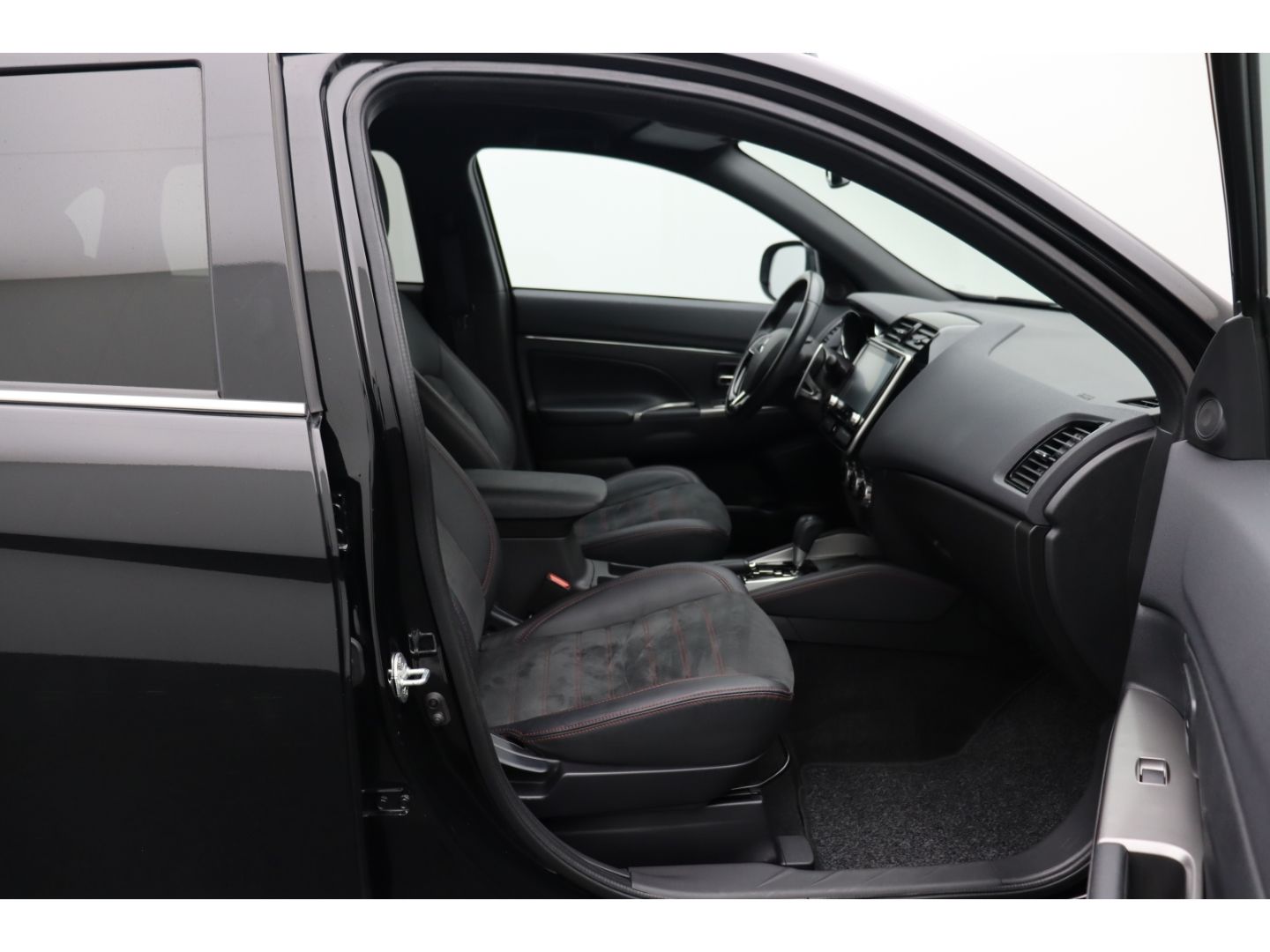 Fahrzeugabbildung Mitsubishi ASX Intro Edition+ 2WD Totwinkelass. Kamera Temp