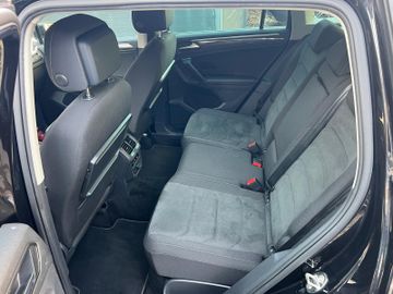 Volkswagen Tiguan - 9
