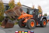 Hitachi ZW220 articulated loader / 2 buckets