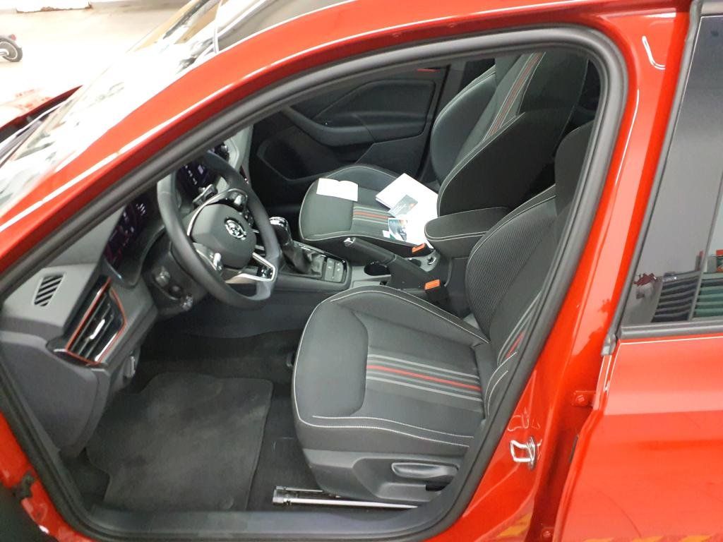 Fahrzeugabbildung SKODA Scala 1.5 TSI DSG Monte Carlo/KAMERA/AHK/ACC/LED