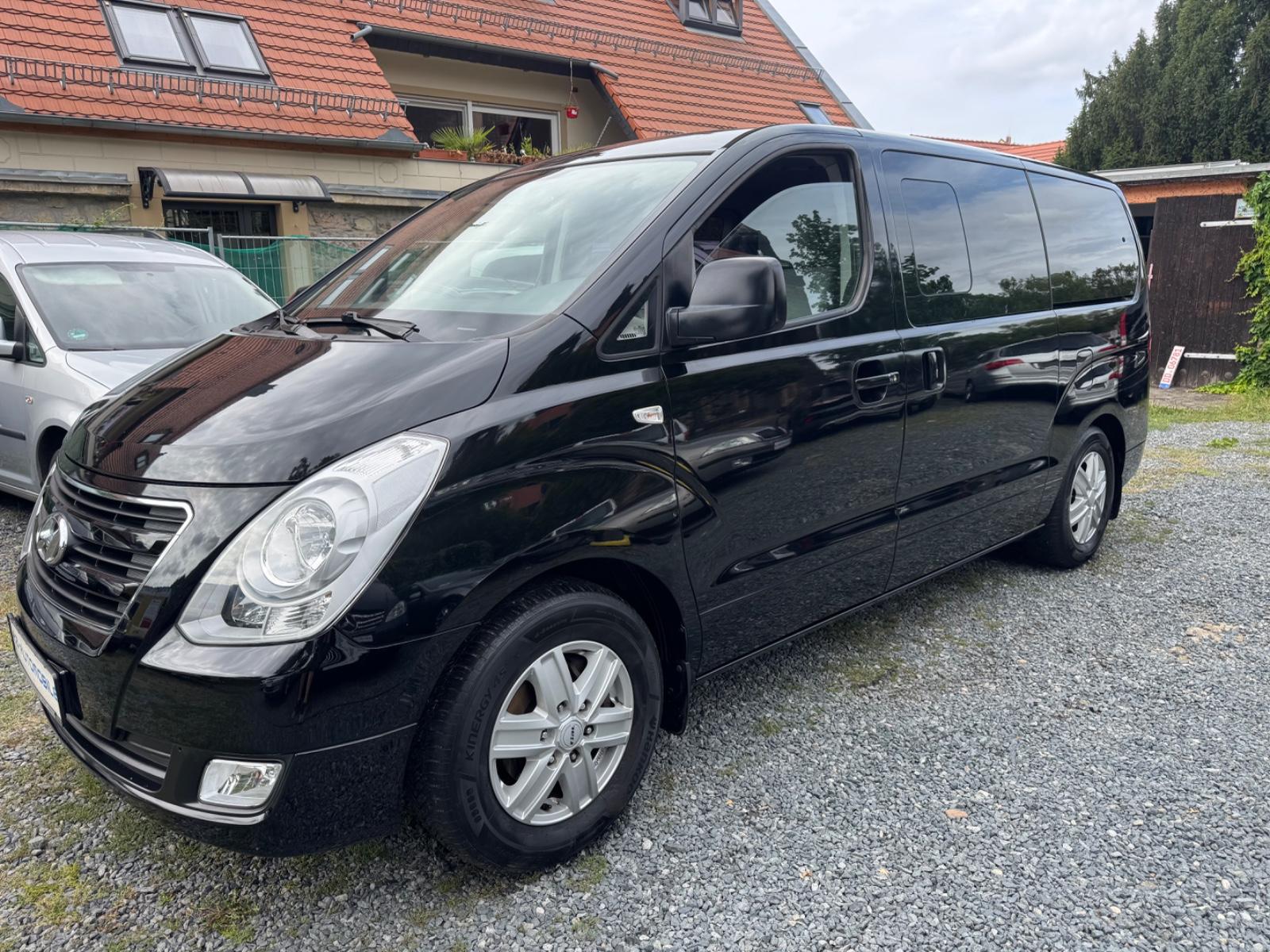 Hyundai H-1 Travel Comfort, Scheckheft, 8 Sitzplätze