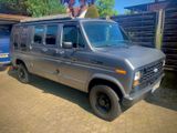 Ford Econoline - Ford schwarz