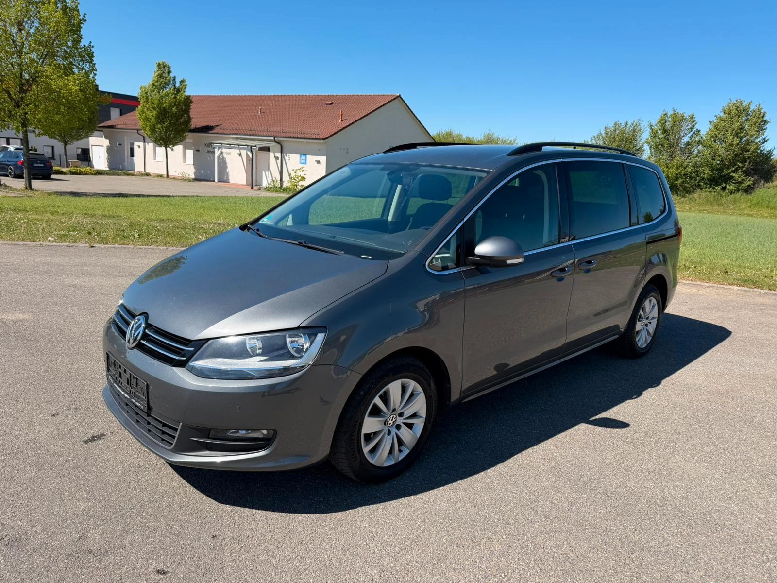 Volkswagen Sharan Comfortline BMT*AUTOM*NAVI*7-SITZER*2.HD*