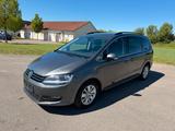 Volkswagen Sharan Comfortline BMT*AUTOM*NAVI*7-SITZER*2.HD* - VW Sharan Gebrauchtwagen in Stuttgart