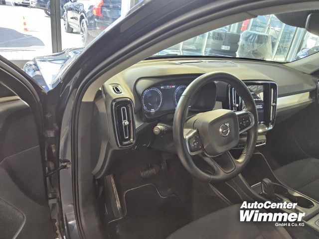 Foto Nummer 9: VOLVO XC 40