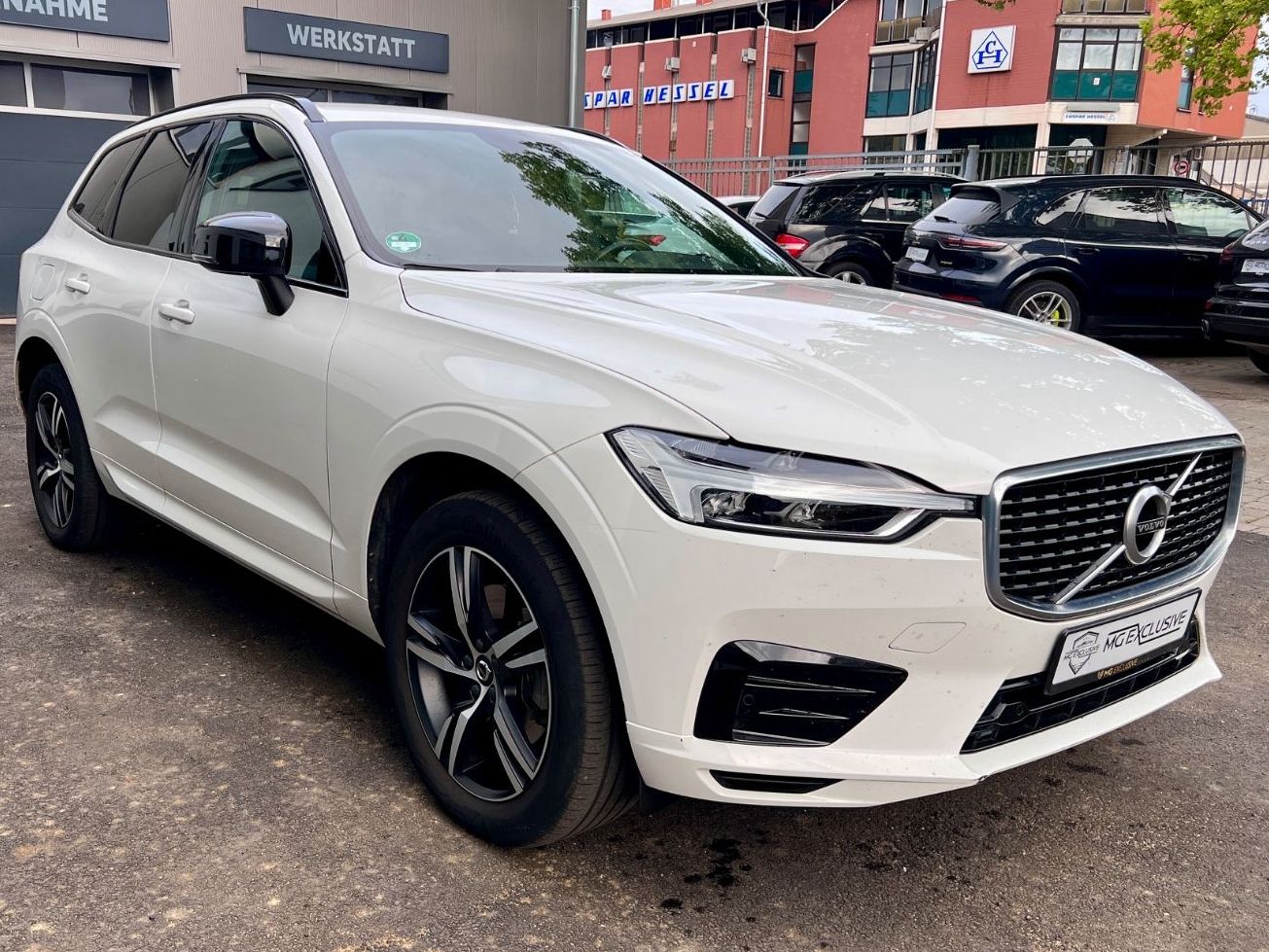 Fahrzeugabbildung Volvo XC 60 XC60 R Design AWD