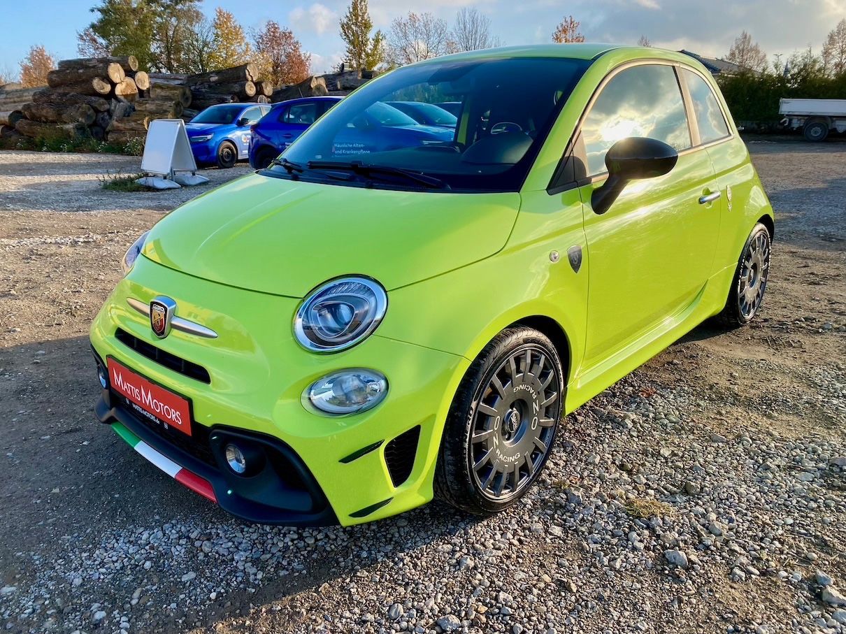 Fahrzeugabbildung Abarth 595 Pista AAC CARPLAY PDC L+R SENSOR