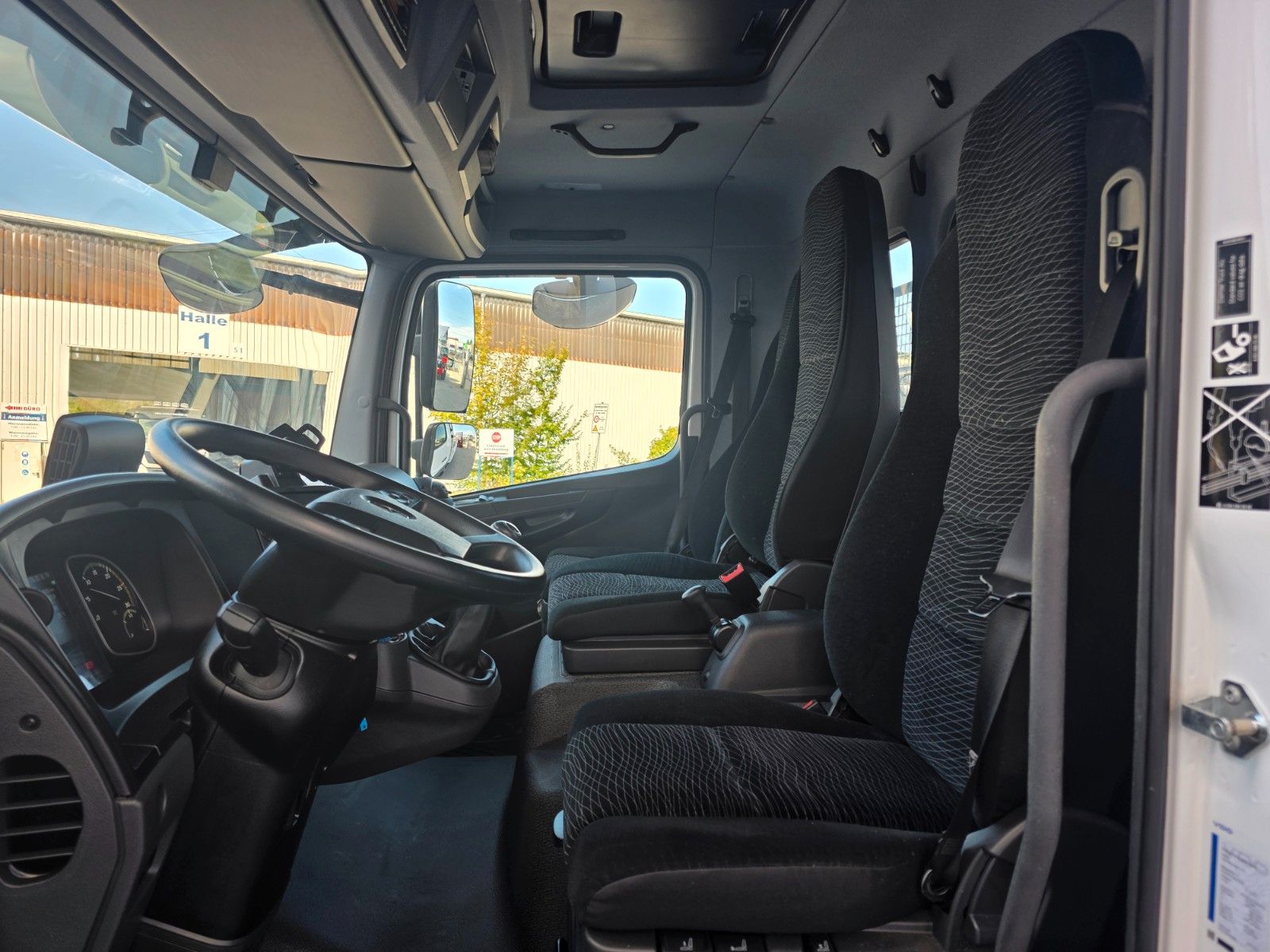 Fahrzeugabbildung Mercedes-Benz Atego 823 K 4x2 Meiller 2x AHK Klima 3 Sitze