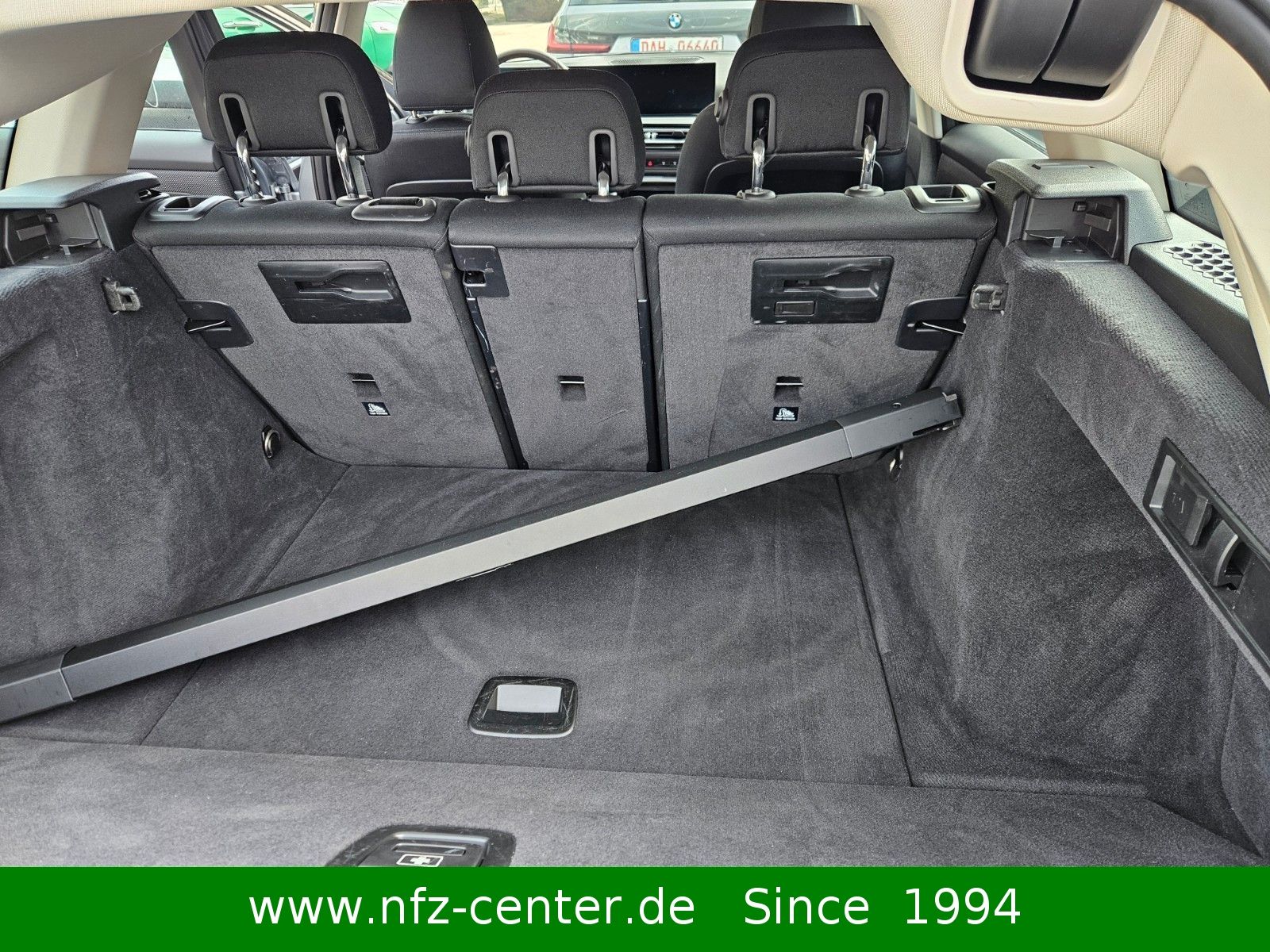 BMW 320 d xDrive Navigation PDC foto 6