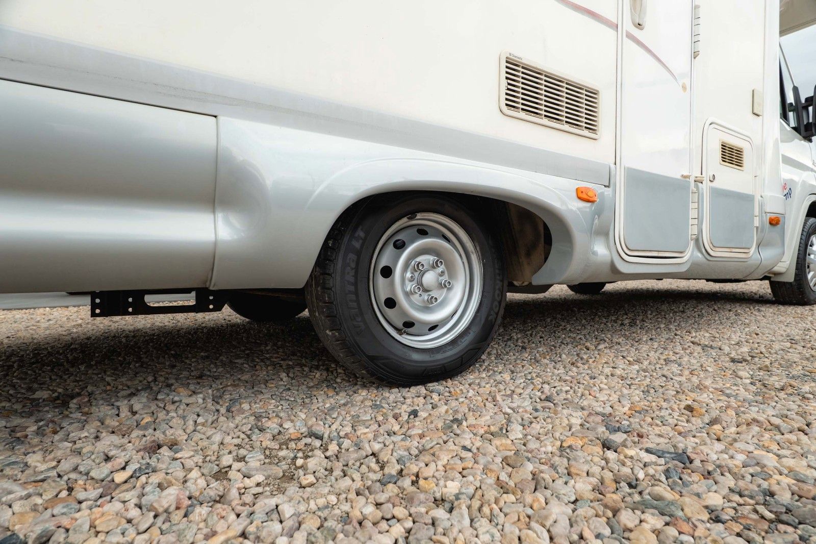 Fahrzeugabbildung Fiat Ducato Orange Camp *6 Schlafplätze*Markise*