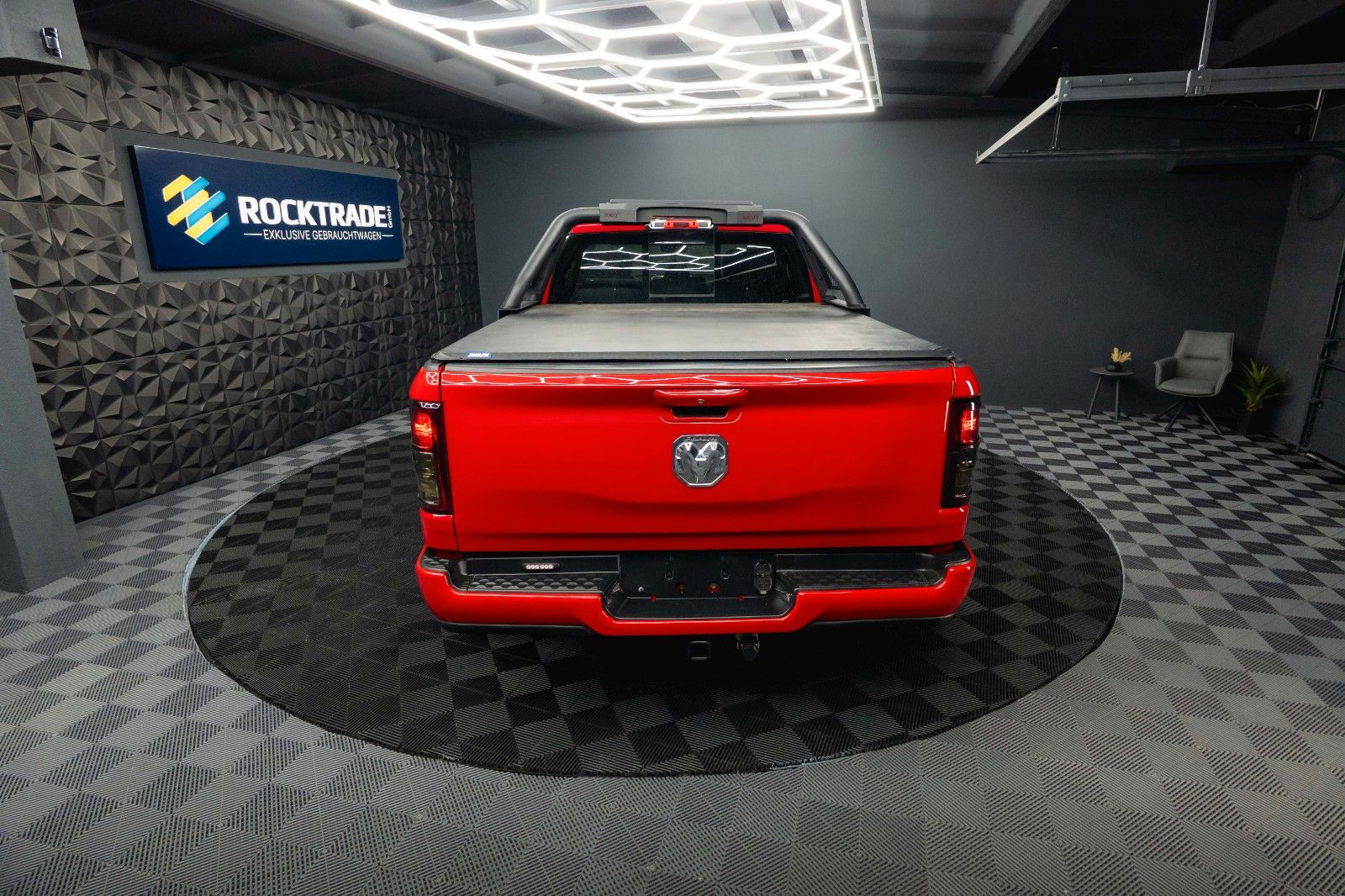 Fahrzeugabbildung Dodge RAM 5.7 V8 HEMI 4x4 RED DEVIL LONGBED Offroad