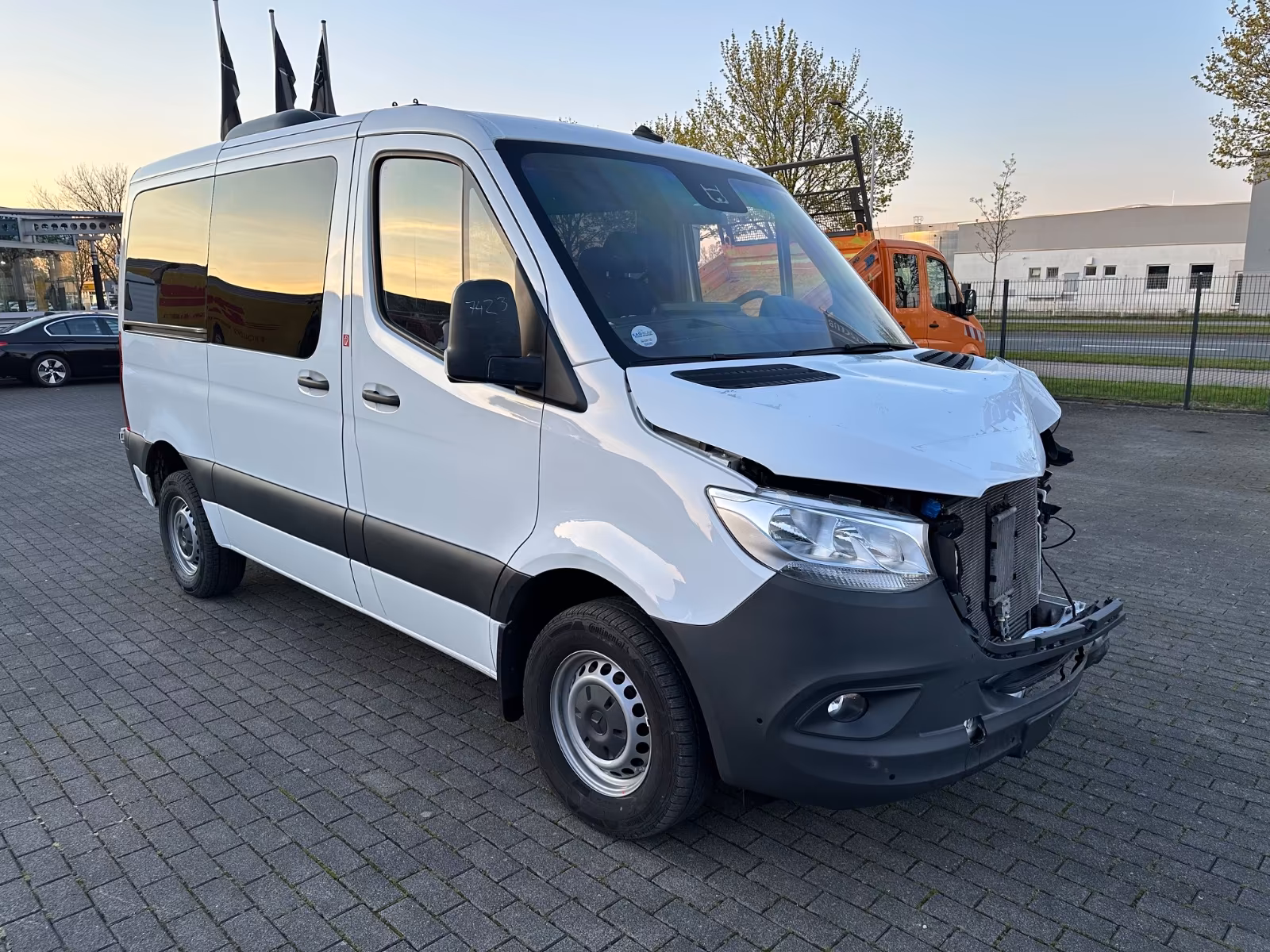 Mercedes-Benz Sprinter 316CDI L1H1 Klima Auto. 2x S-Tür 7Sitze