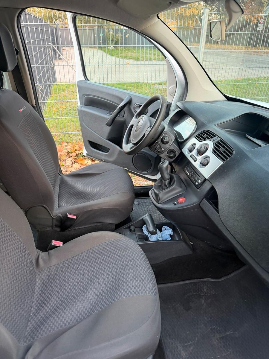 Renault Kangoo 2011 — engine 90 HP (66kW)