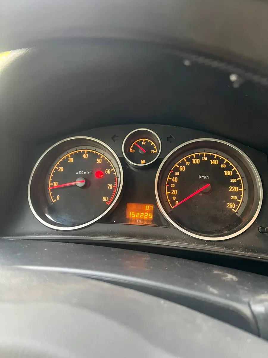 Opel Astra 2006 — photo 10