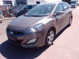 Hyundai i30 1.4 CRDi Intro Edition Intro Edition - Hyundai i30 Intro mit Diesel-Antrieb