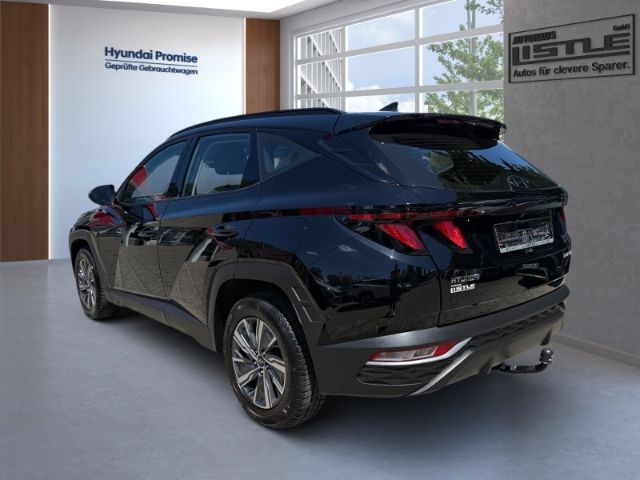 Fahrzeugabbildung Hyundai Tucson Select 2WD +KLIMA+PDC+NAVI+SHZ+RFK+UVM+