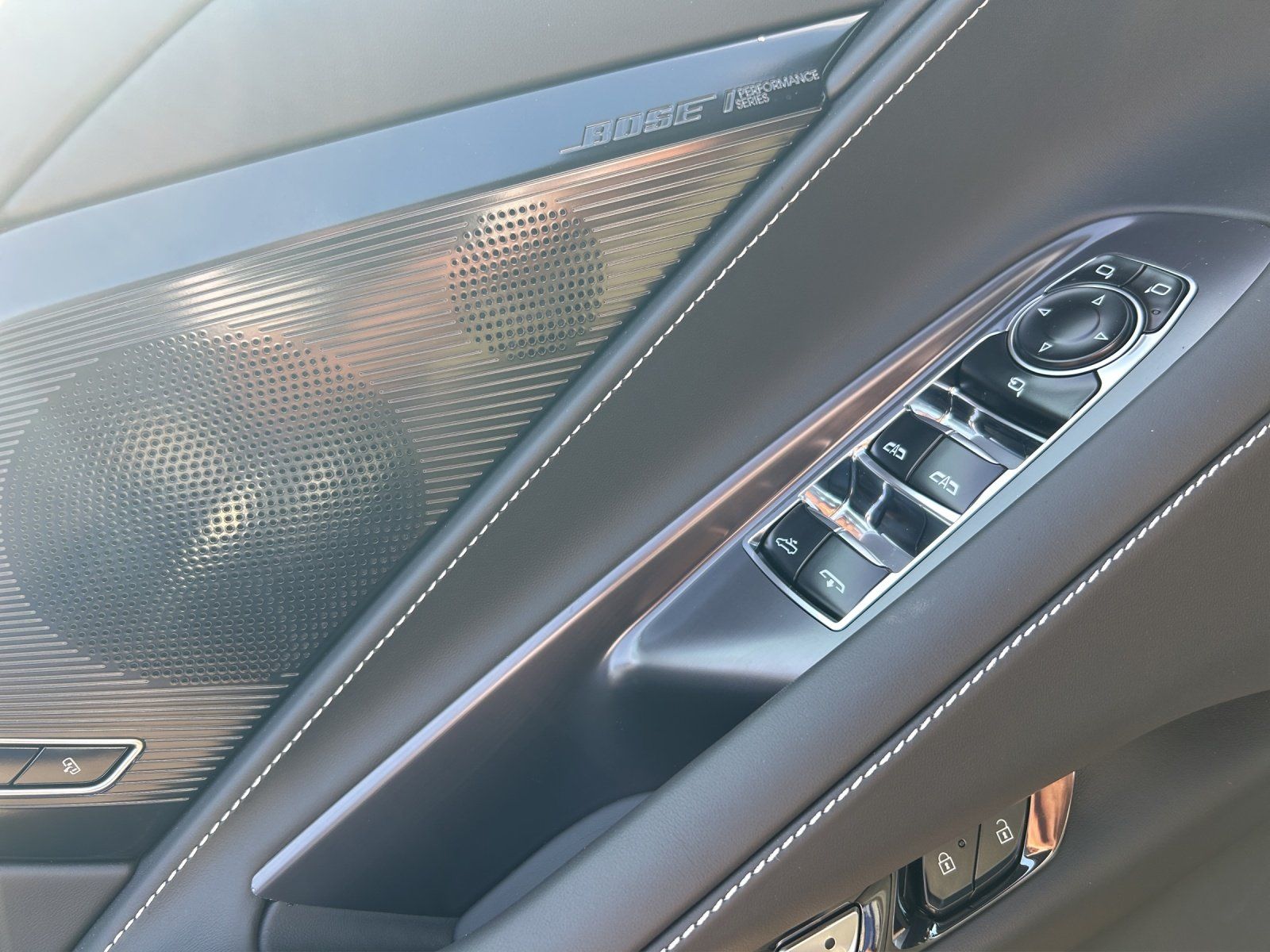 Fahrzeugabbildung Corvette C8 Cabrio 3LT MY2025 MAGNETIC/LIFT/HYSTERIA PURP