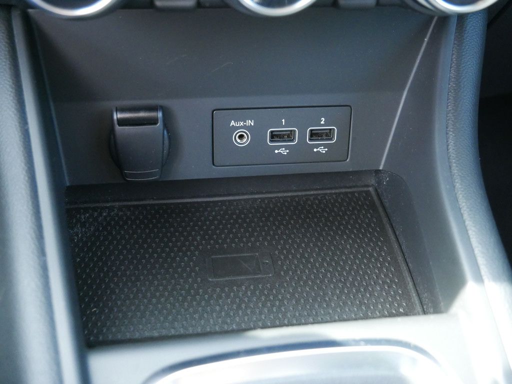 Fahrzeugabbildung Renault Captur Intens TCe 90 KEYLESS PDC SHZ NAVI LED
