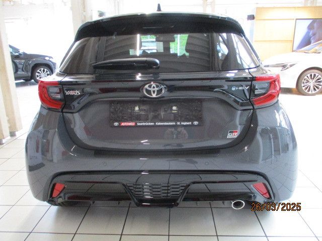 Fahrzeugabbildung Toyota Yaris Hybrid GR Sport