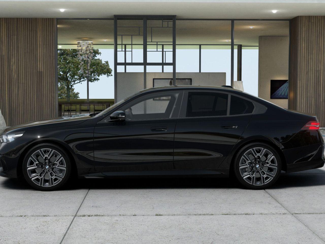 BMW 520d L. M Sport StHz,360°,KlimaKomfiSi,HUD,20LM