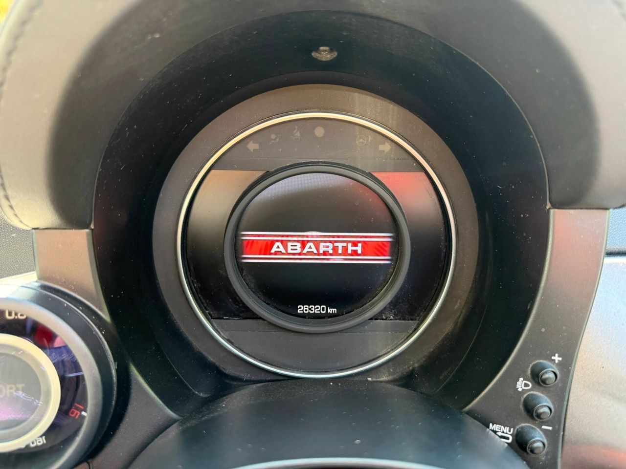 Abarth 595 C 1.4 Turbo T-Jet 165 CV Turismo imagem 3