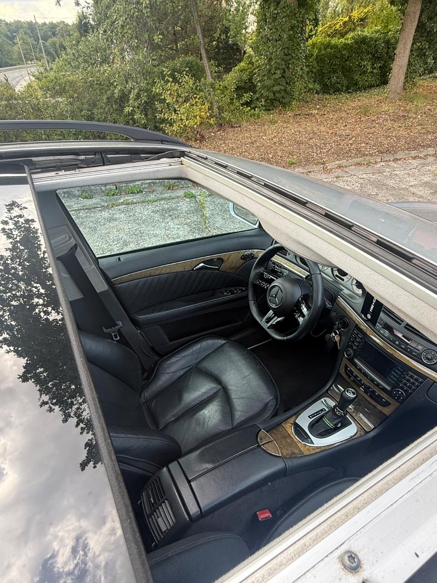 Mercedes-Benz E280 2004 — photo 9