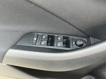 Bild 13 Skoda Kamiq 1.0 TSI 130 Jahre - DAB - Allwetter - RFK