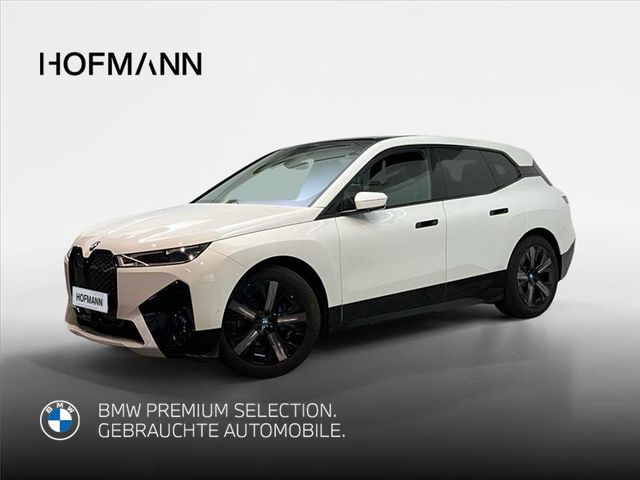 BMW iX xDrive40 Sportpaket+Laser+Leasing