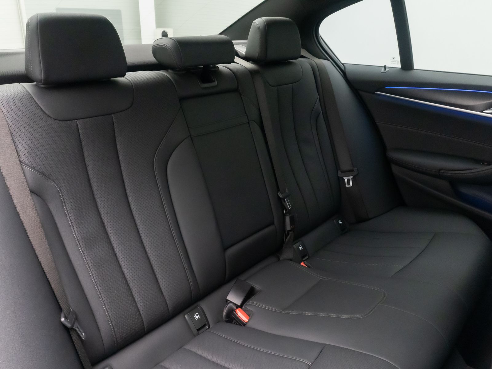 Fahrzeugabbildung BMW 530d xD M Sport Kamera DAB 4xKlima ACC Alarm 19"