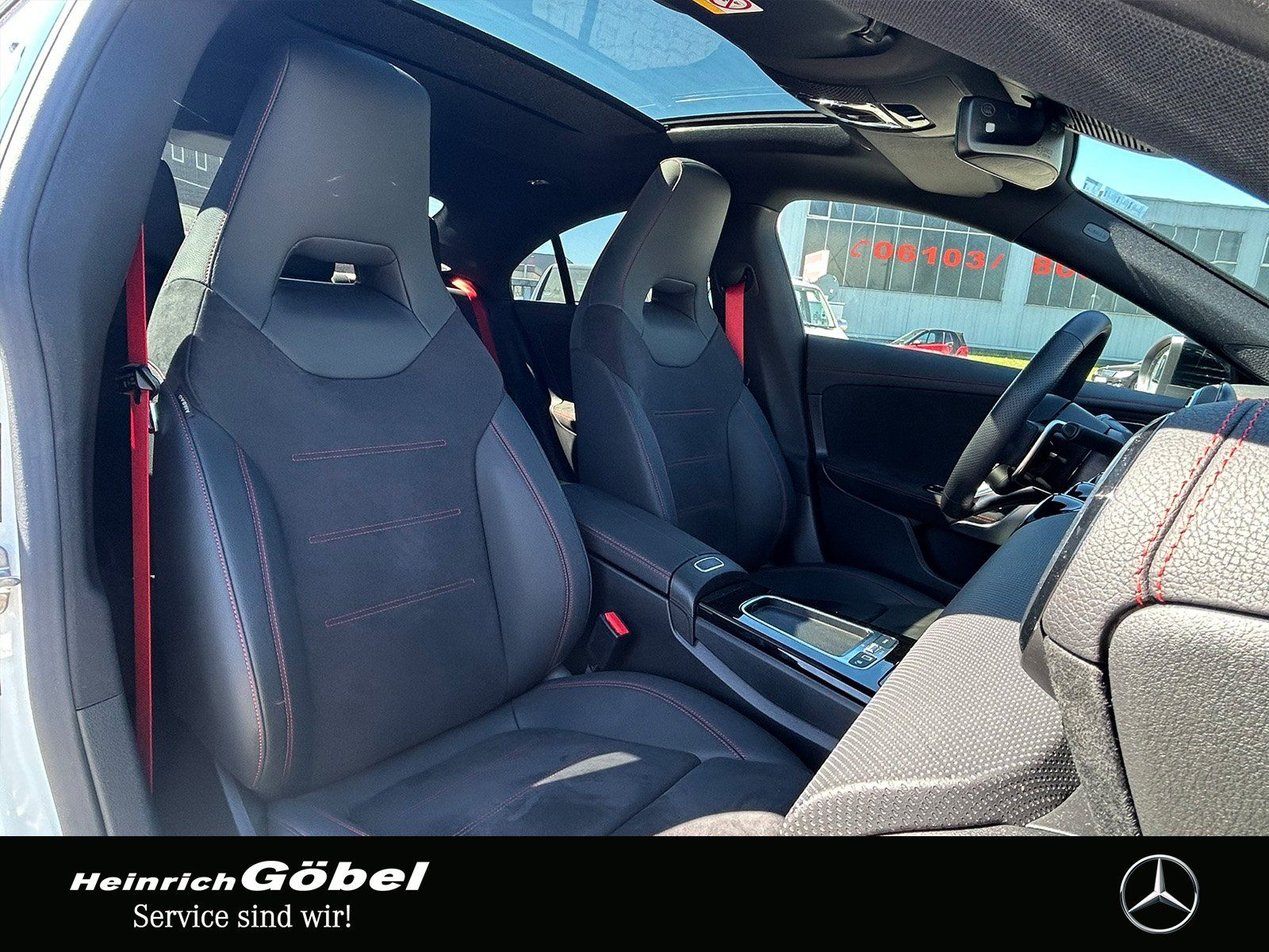 Fahrzeugabbildung Mercedes-Benz AMG CLA 35 4M AERODYNAMIK*STANDHEIZUNG*PANORAMA