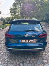 Volkswagen VW Touareg Elegance 3.0 V6 TFSI | Vollausstattun - Volkswagen Touareg mit Benzin-Antrieb: Geländewagen, 3.6